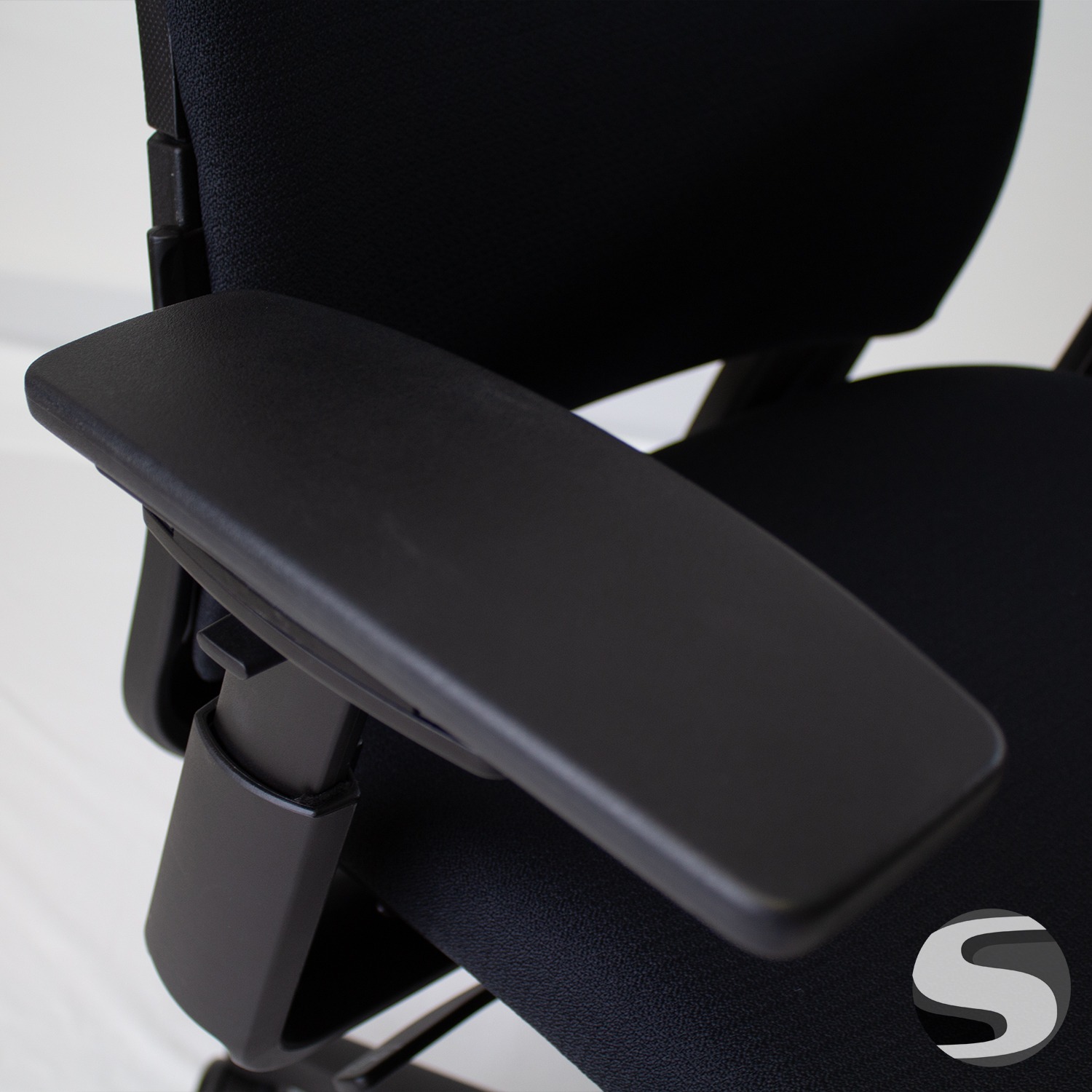 Steelcase Amia Chair Black Fabric Fully Loaded - Image 11