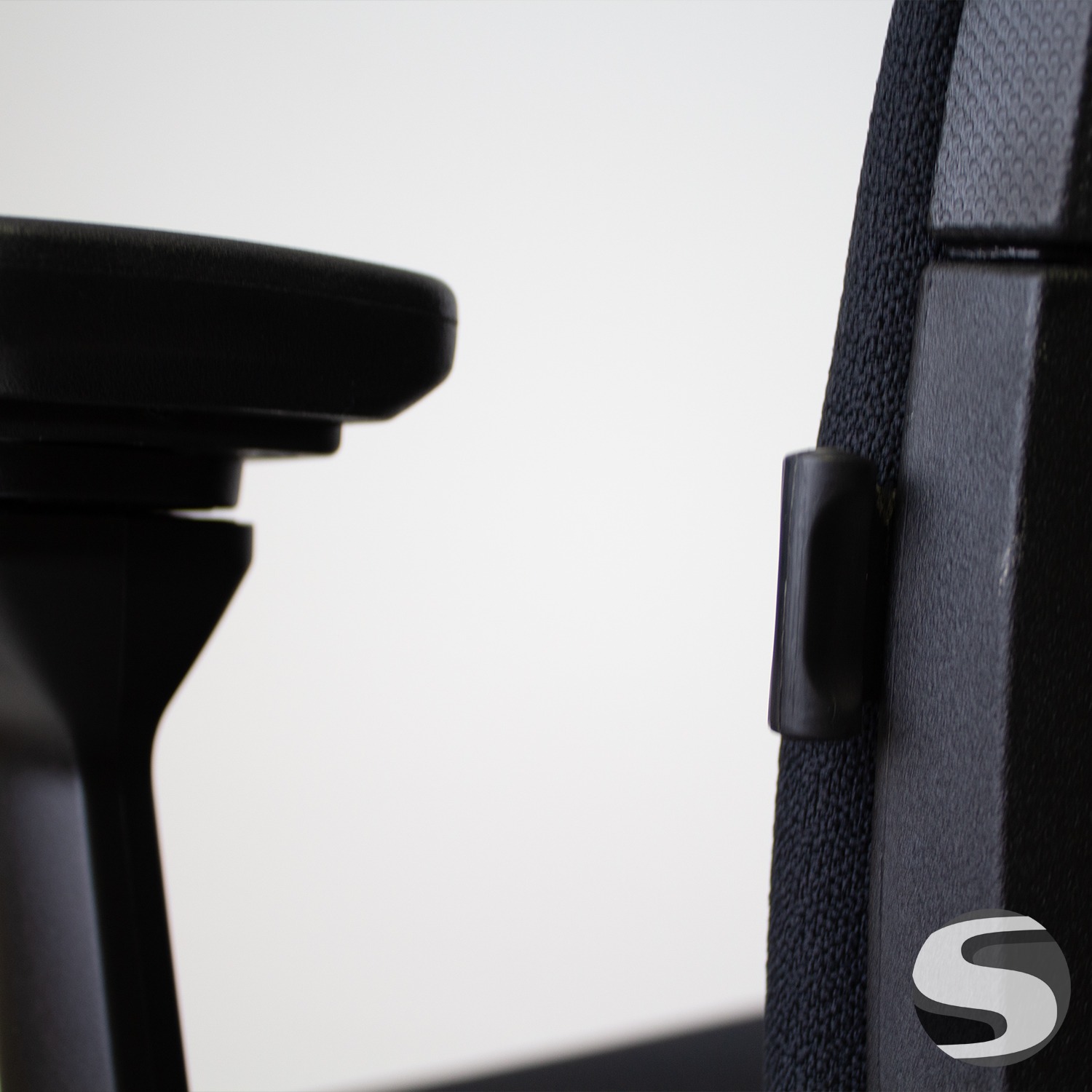 Steelcase Amia Chair Black Fabric Fully Loaded - Image 9